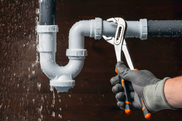 Professional Leak Detection technician working in Bethel, NC